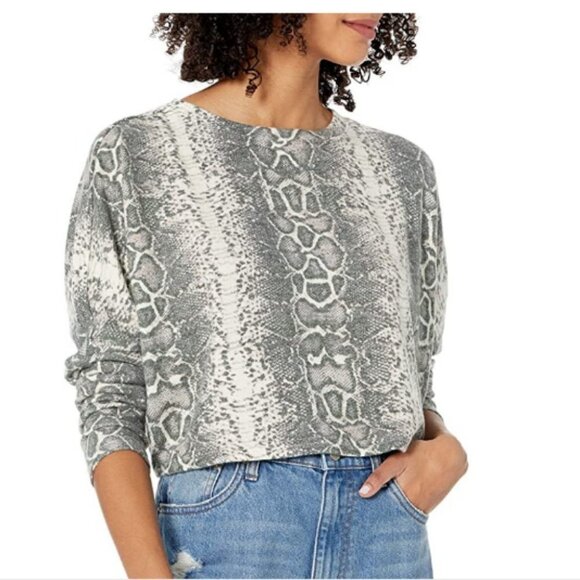 BB DAKOTA Snakeskin Hiss Me with That Sweatshirt - Picture 1 of 5